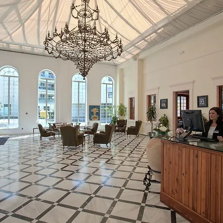 Hotel Palmera Plaza 5*